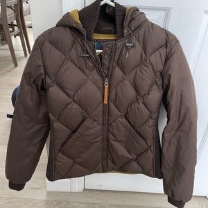 Brown Eddie Bauer Women’s Puffer Jacket Size Medium